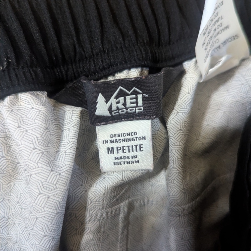 REI Rainier Rain Pants - Women’s Medium Petite - Picture 3 of 3